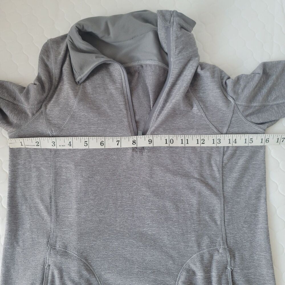 Lululemon Pace Pusher 1/2 Zip Long Sleeve Top Sz 4 Gray/Pink Trim Reflective - Picture 8 of 15
